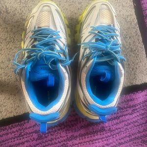 Good Condition Balenciaga sneakers